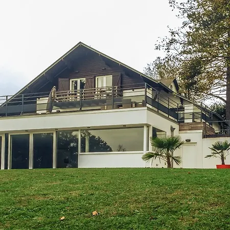 Stunning Family Retreat *